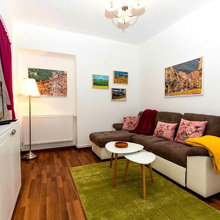 Ava'S Home Брашов Екстериор снимка