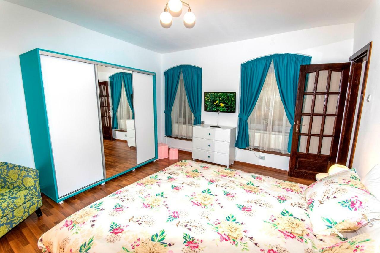 Ava'S Home Брашов Екстериор снимка