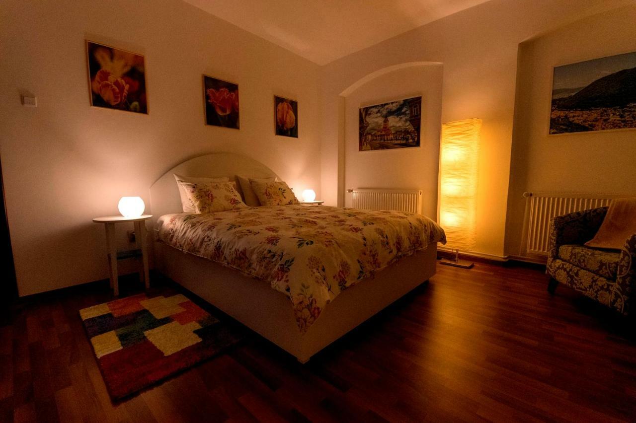 Ava'S Home Брашов Екстериор снимка